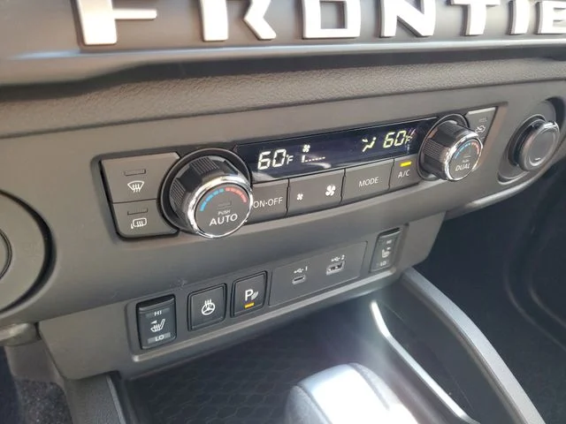 2026 Nissan Frontier SV - Photo 17