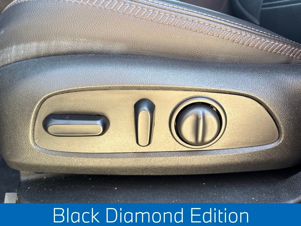 Used 2024 Black GMC Denali image 7