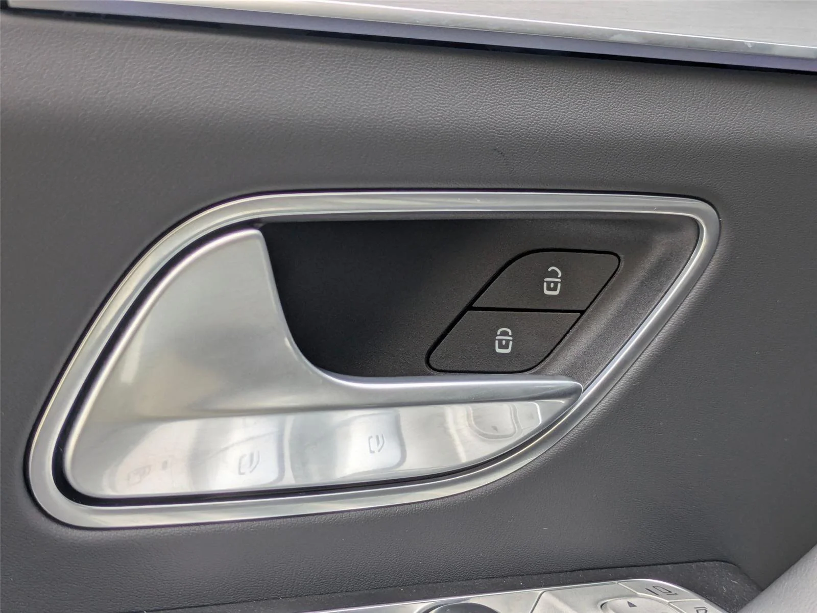 Used 2025 Obsidian Black Metallic Mercedes-Benz AMG® GLE 63 S image 12