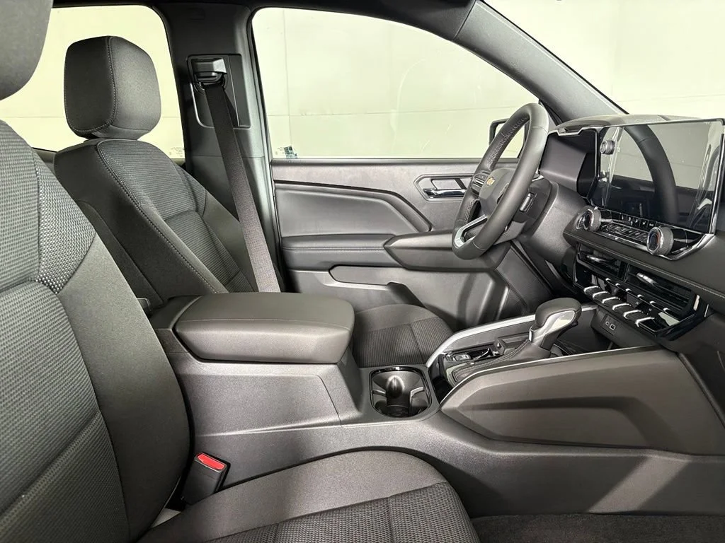 New 2026 Radiant Red Tintcoat Chevrolet LT image 17