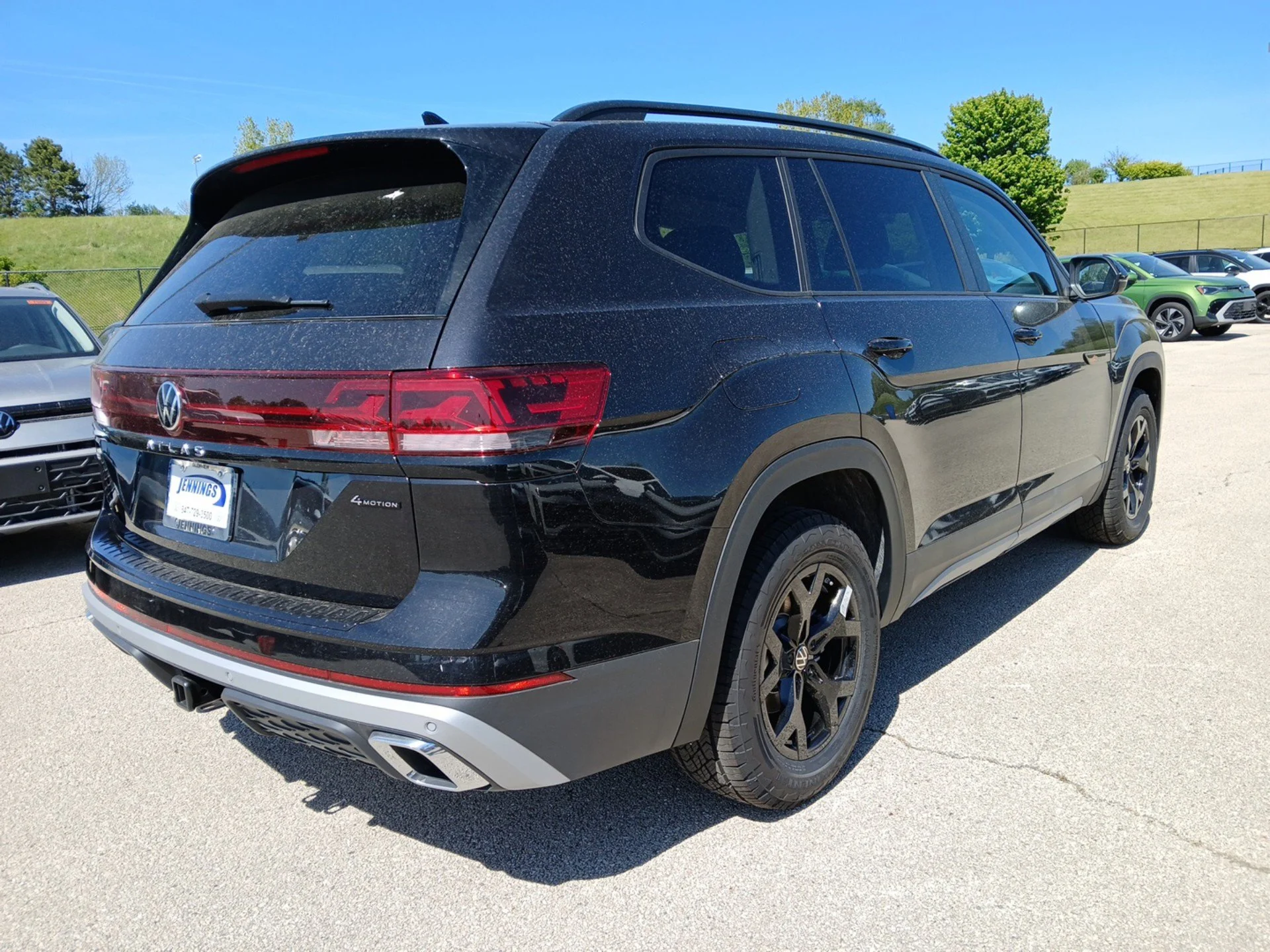 New 2026 Deep Black Pearl Volkswagen 2.0T Peak Edition image 4