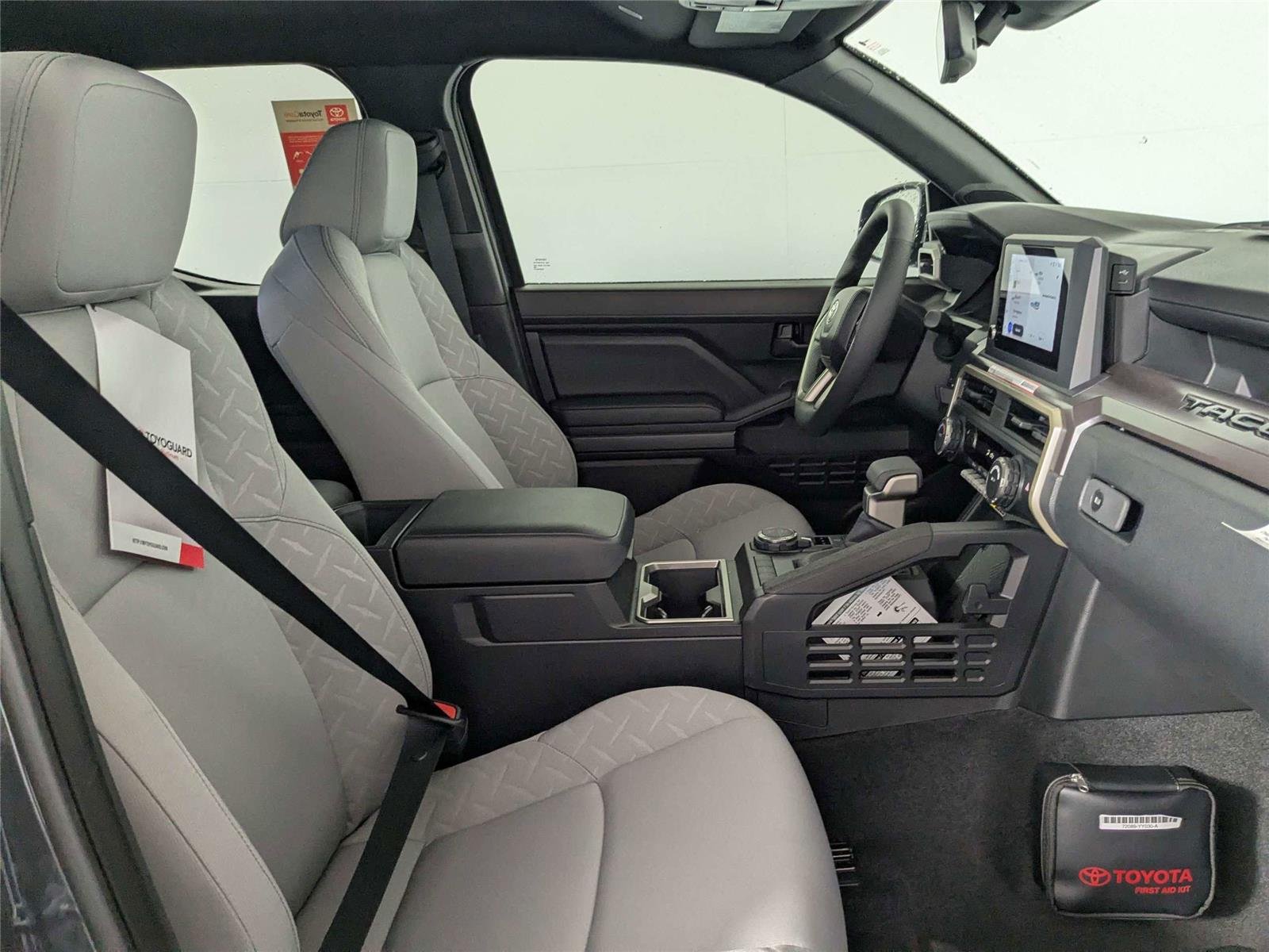 2026 Toyota Tacoma SR5 - Photo 19
