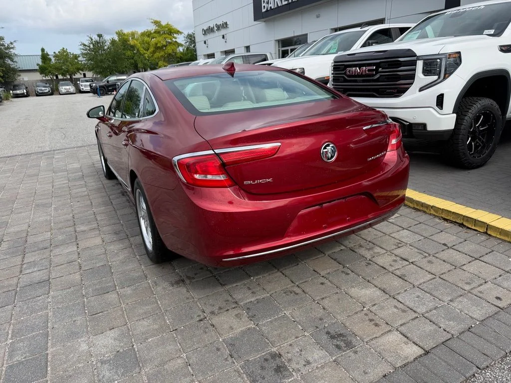 Used 2018 Red Quartz Tintcoat Buick Essence image 7