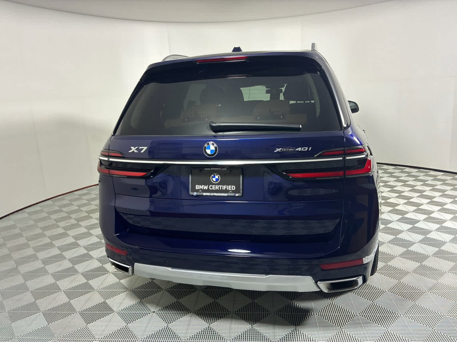 Certified Used 2024 Tanzanite Blue II Metallic BMW xDrive40i image 3