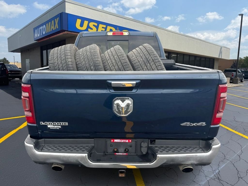 Used 2019 Patriot Blue Pearlcoat Ram Laramie image 6