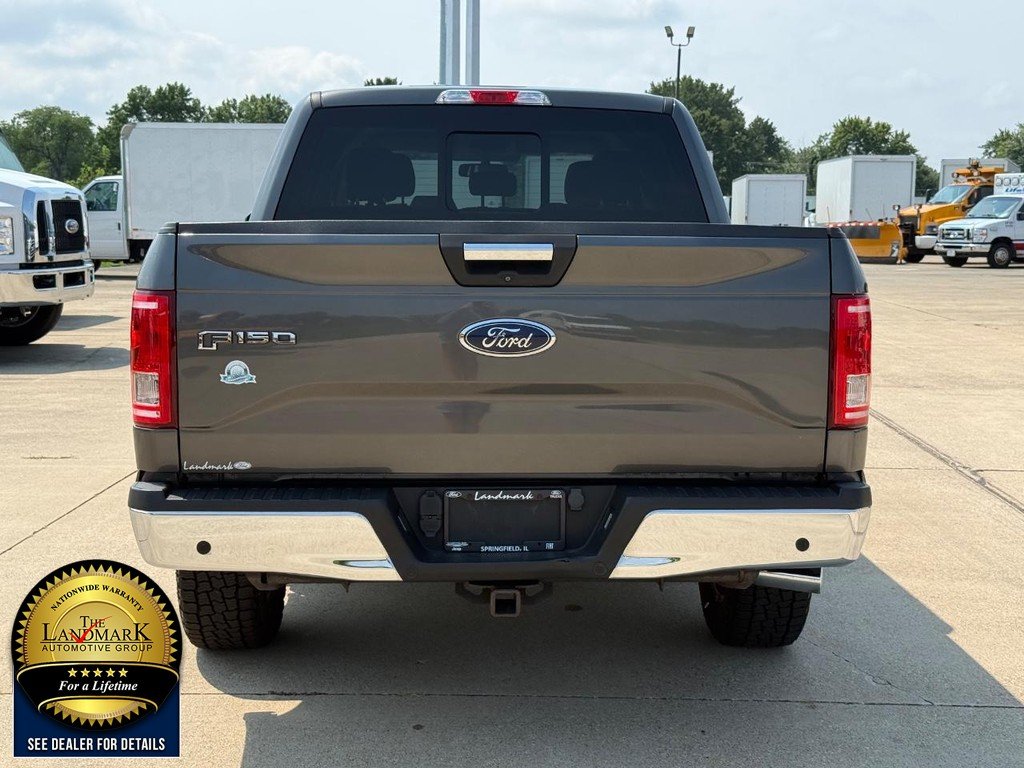 Used 2015 Magnetic Metallic Ford 2WD SuperCrew 145" XLT image 6
