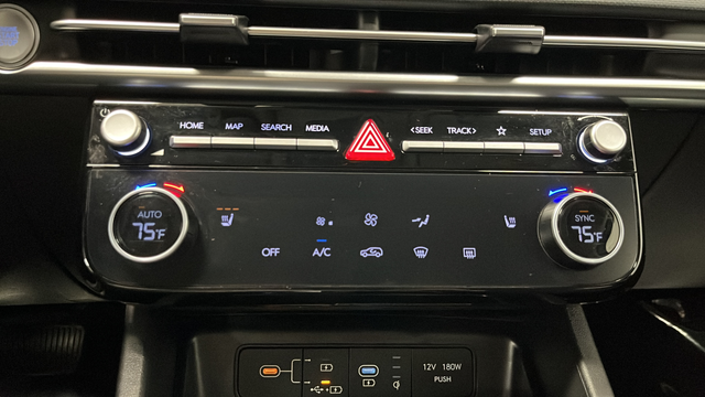 Used 2025 Ecotronic Gray Hyundai SEL Convenience image 18