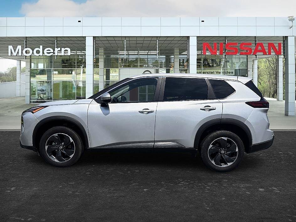 Used 2025 Brilliant Silver Metallic Nissan SV image 2
