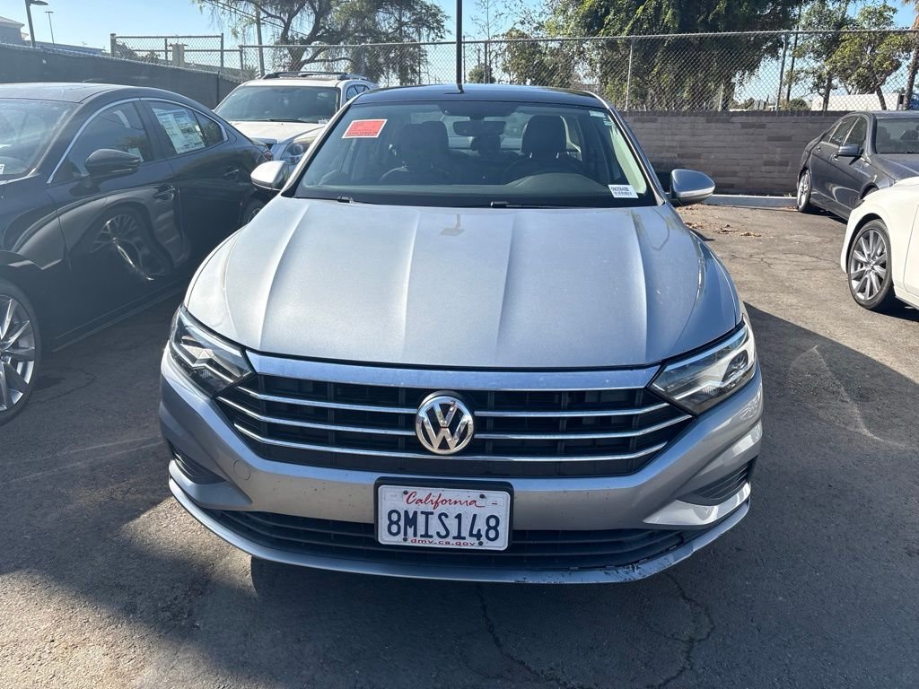 Used 2019 Silver Metallic Volkswagen 1.4T SE image 3