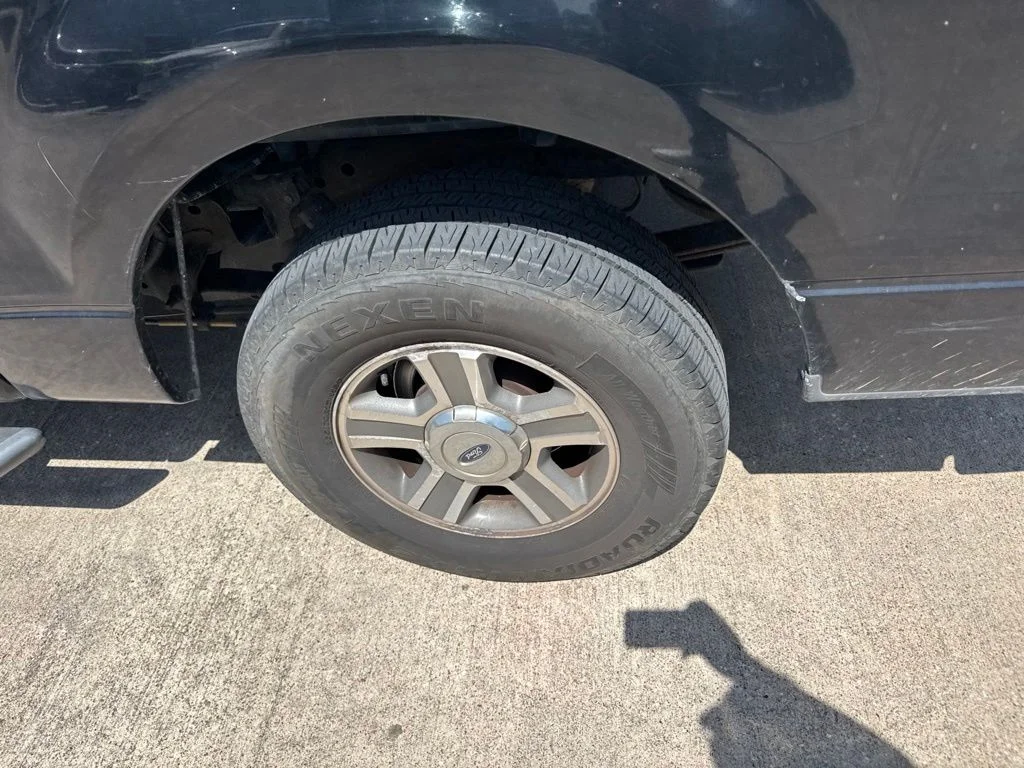 Used 2006  Ford XLT image 5