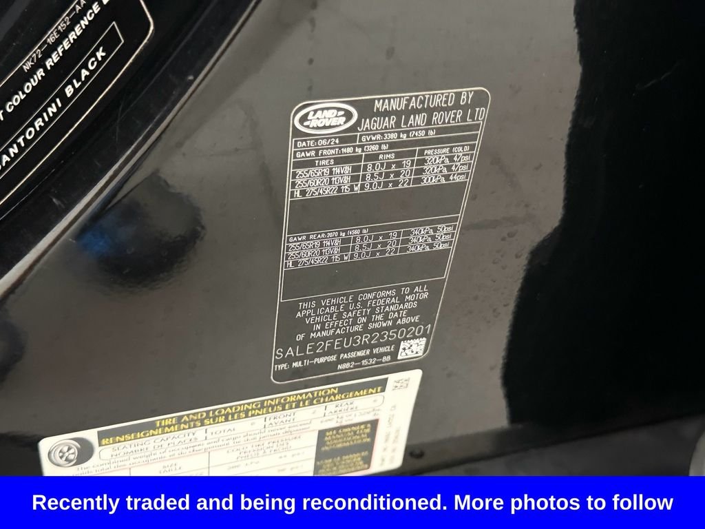 Used 2024 Black Land Rover X-Dynamic SE image 16