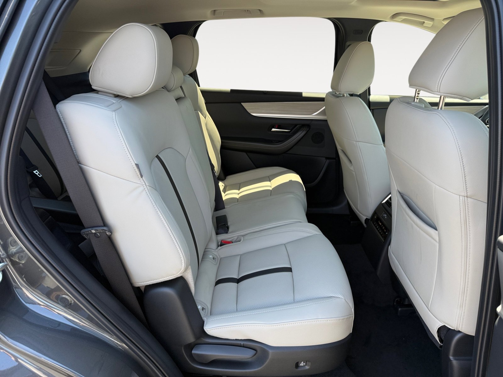 New 2026 Machine Gray Metallic Mazda Preferred image 19