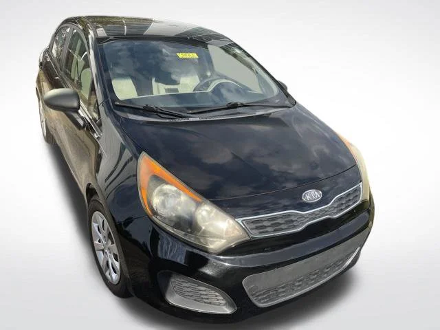 Used 2012 Black Kia EX image 3