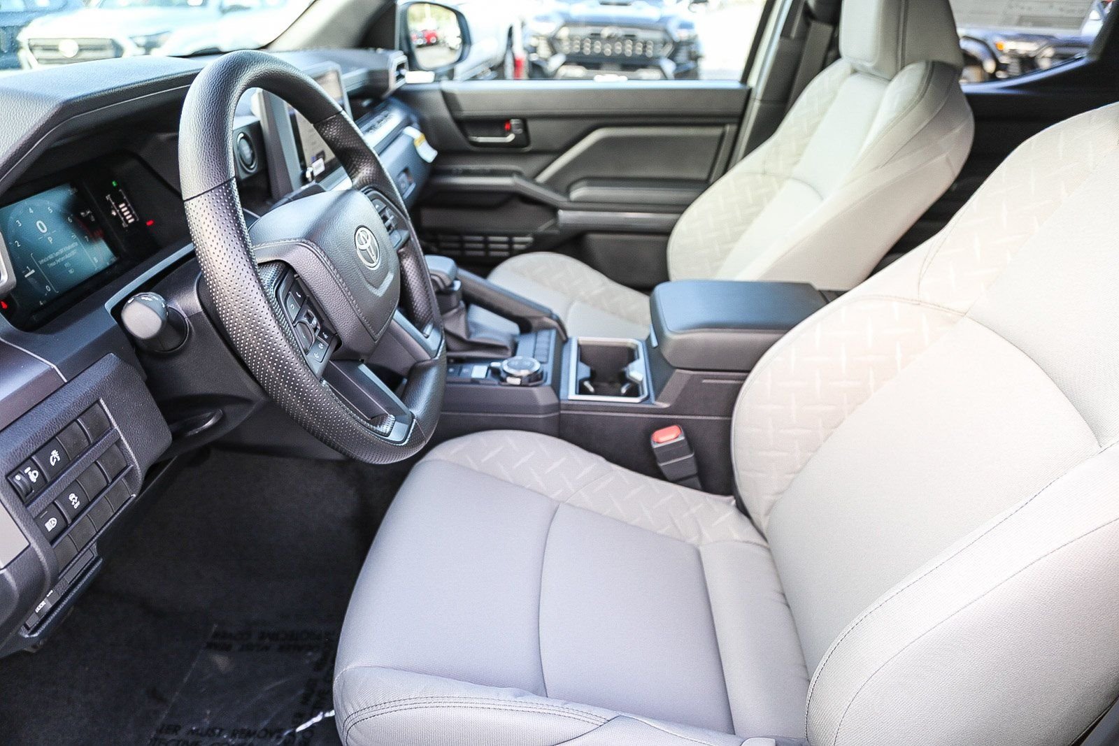 2026 Toyota Tacoma SR5 - Photo 17