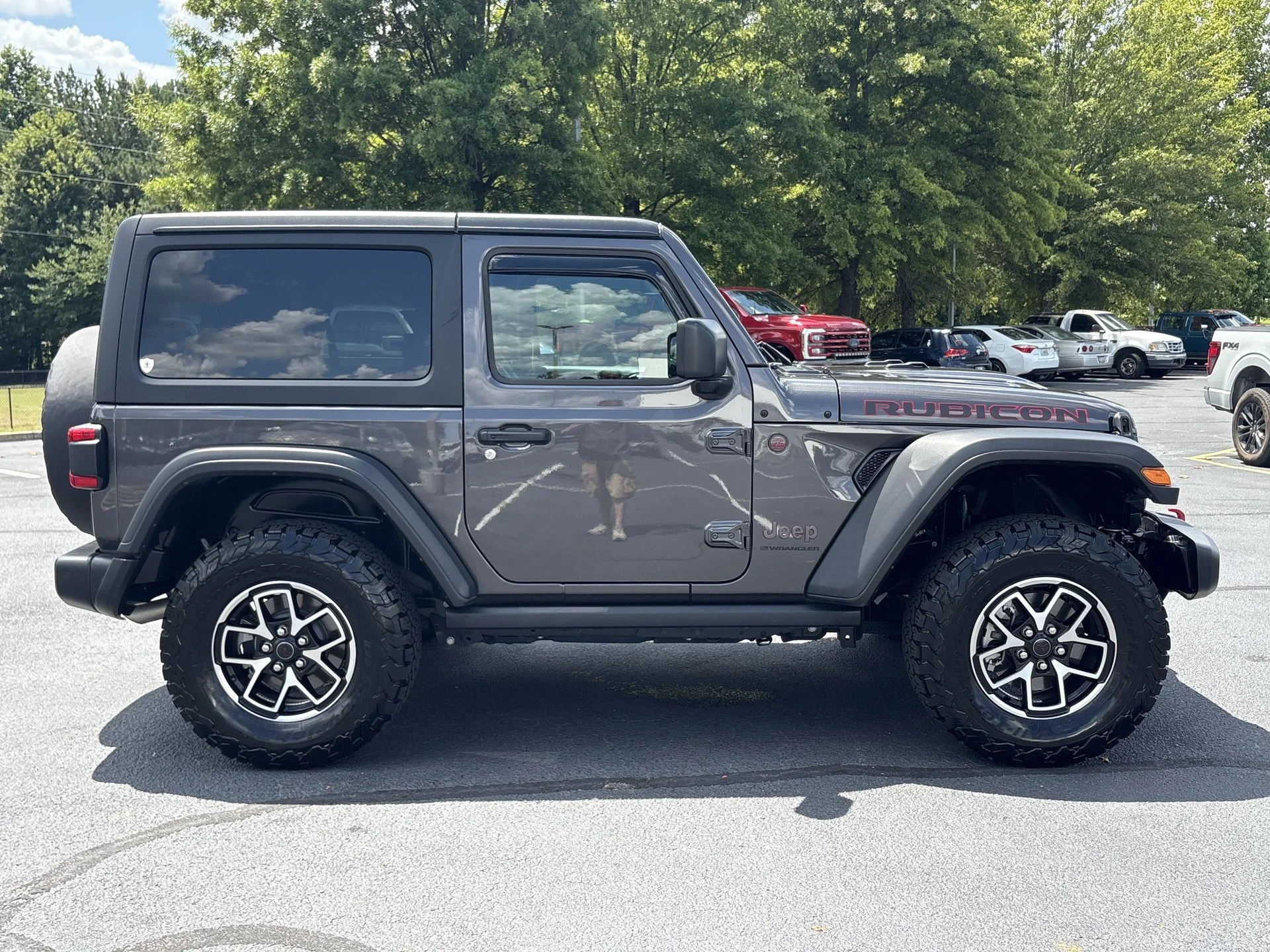 Certified Used 2024 Granite Crystal Clearcoat Metallic Jeep Rubicon image 23