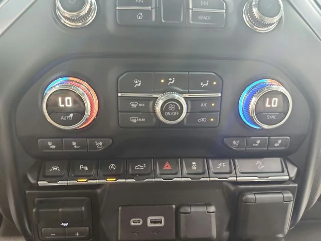 Used 2019 Gray GMC SLT image 34