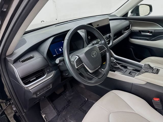 Used 2024 Black Toyota XLE image 9