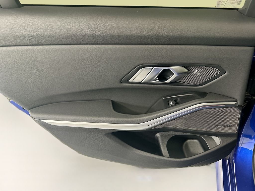 Used 2020 Blue Metallic BMW 330i image 25