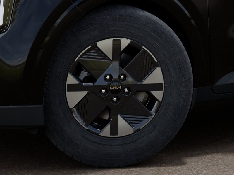 New 2026 Aurora Black Pearl Kia LXS image 9