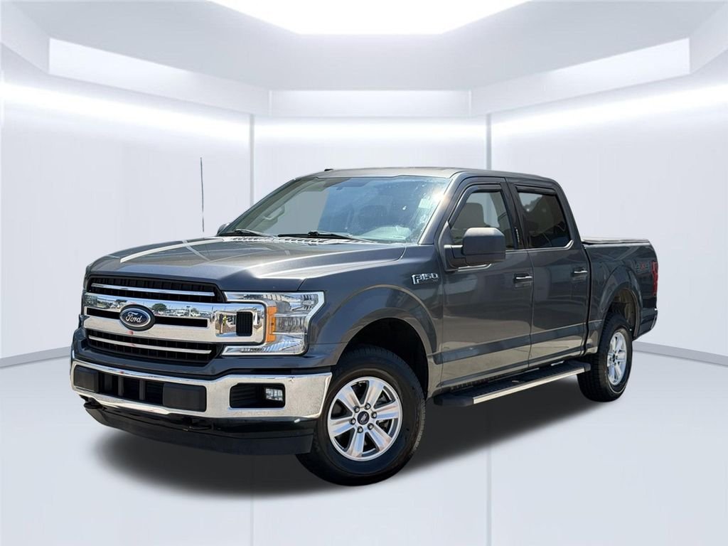 Used 2018 Gray Ford XLT image 1