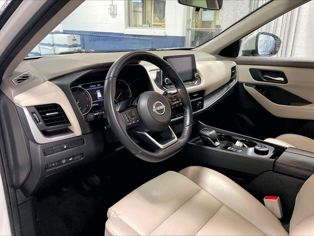 Used 2023 White Nissan SV image 8