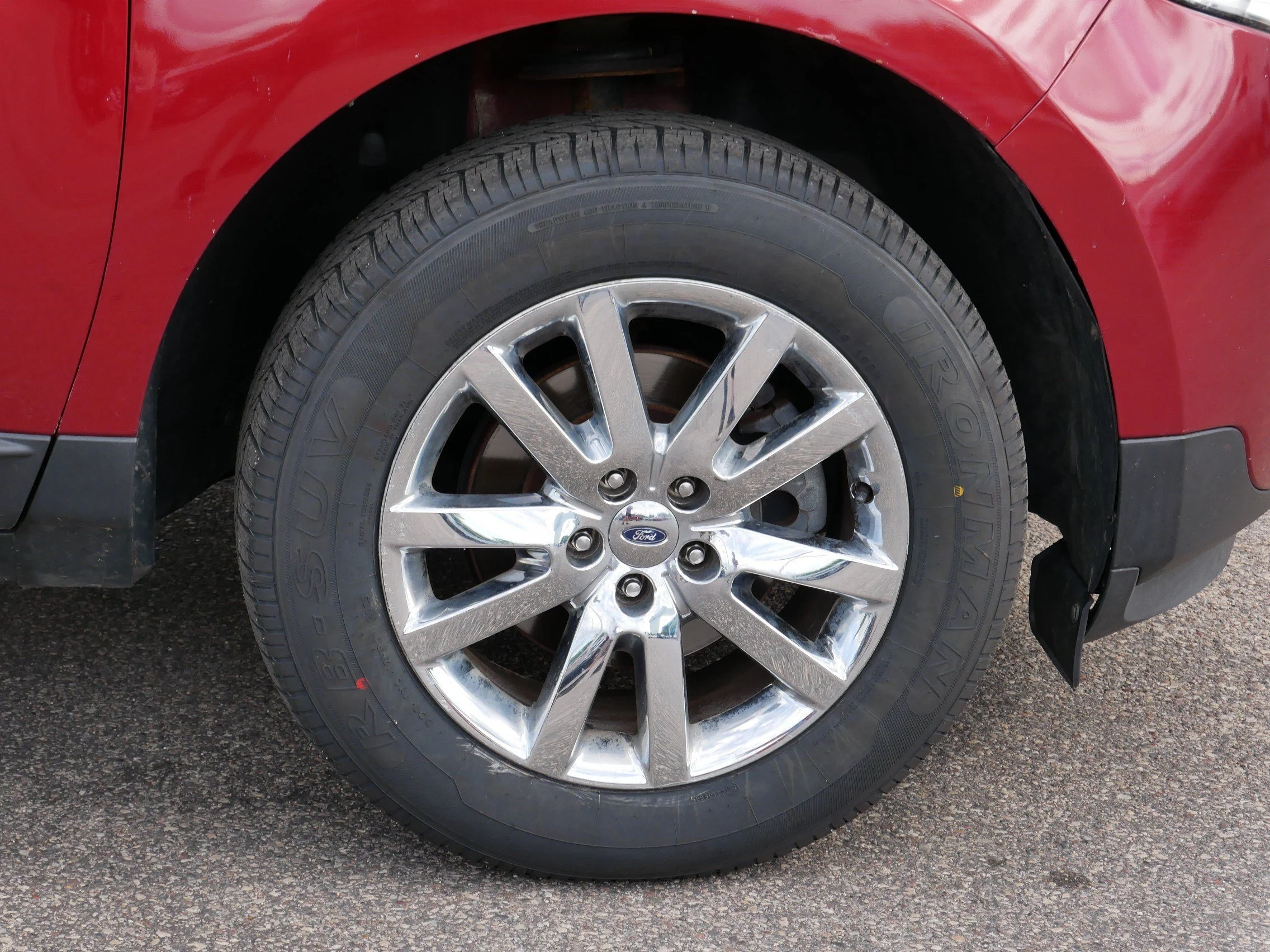 Used 2013 Ruby Red Metallic Ford SEL image 15
