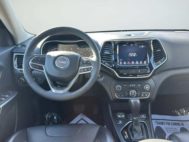 Used 2022 Gray Jeep Limited image 11