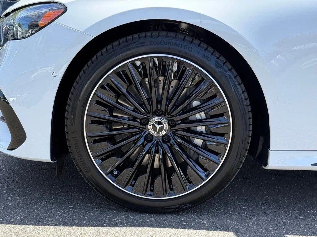 New 2027 White Mercedes-Benz E 450 image 16