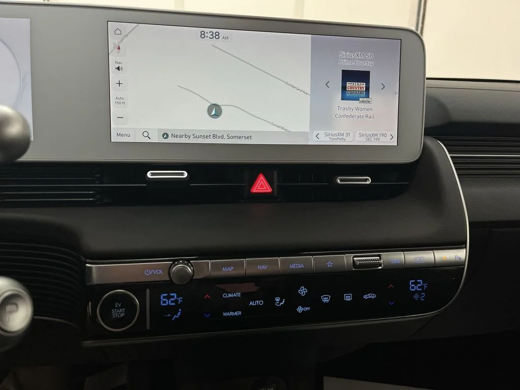 Used 2024 Gold Hyundai Limited image 10