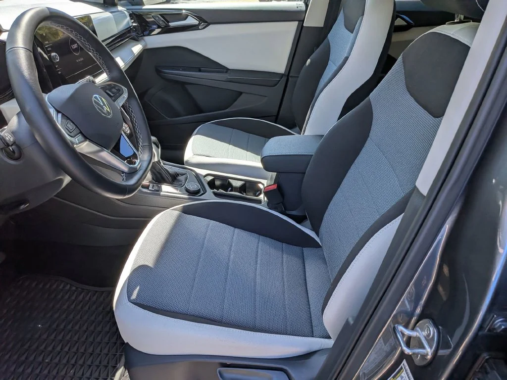 Used 2025 Gray Volkswagen 1.5T S image 11