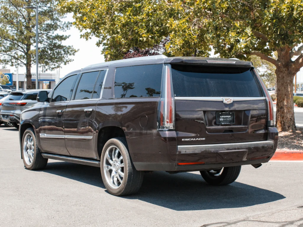 Used 2017 Deep Amethyst Metallic Cadillac Premium Luxury image 6