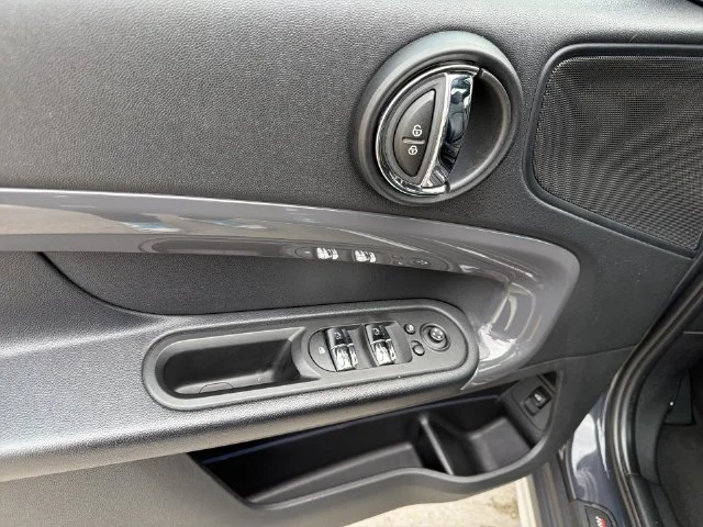 Used 2017 Gray MINI Base image 22