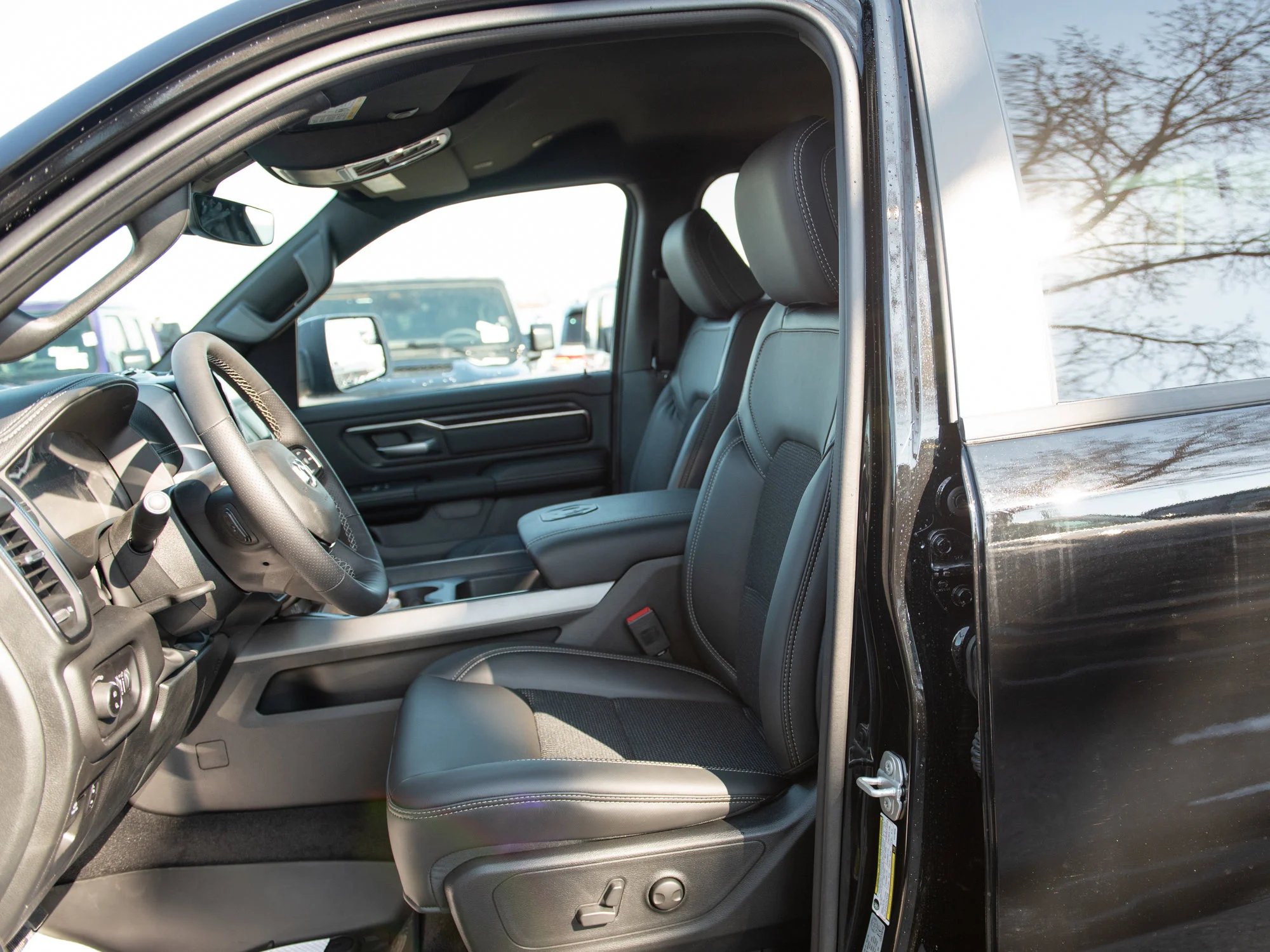 New 2026 Black RAM Sport* image 18