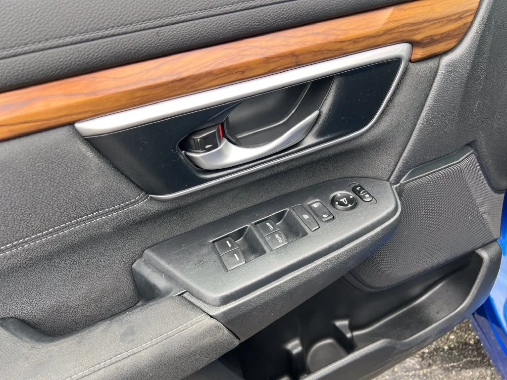 Used 2020  Honda EX image 30