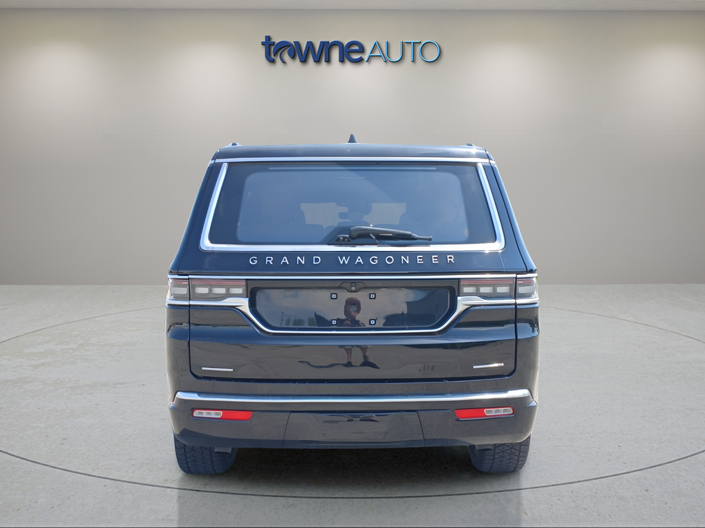 Used 2022 Black Jeep Series III image 4