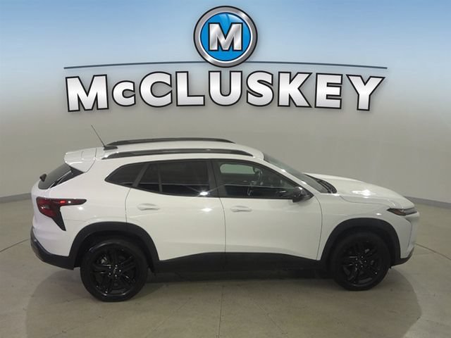 Certified Used 2024 Summit White Chevrolet ACTIV image 19