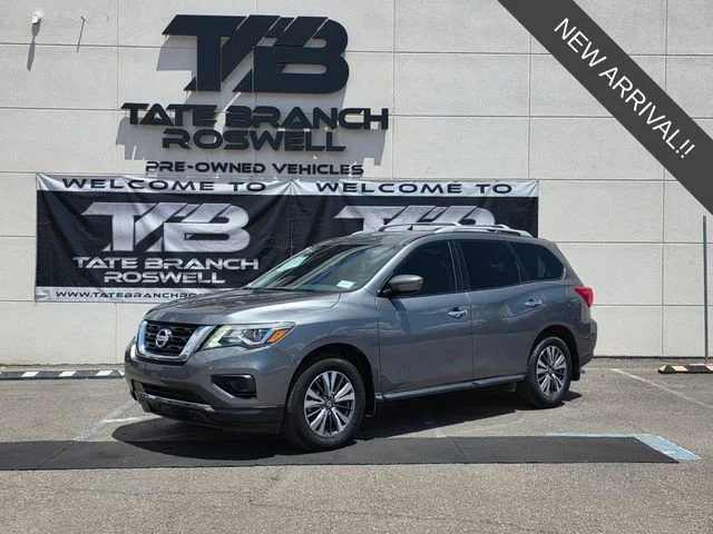 Used 2020 Gray Nissan S image 1