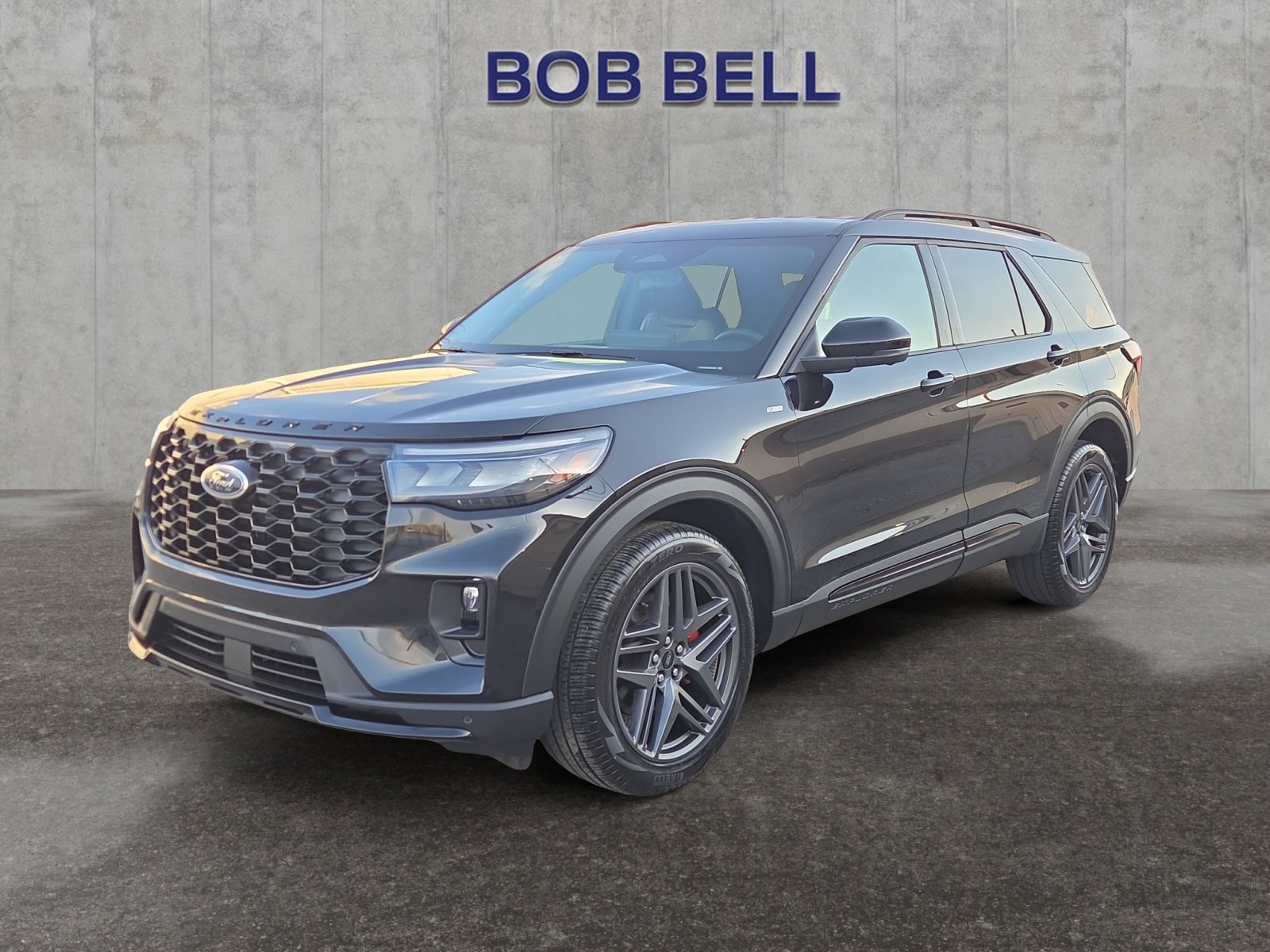 2025 Ford Explorer ST-LINE 4WD (PL535)'s photo