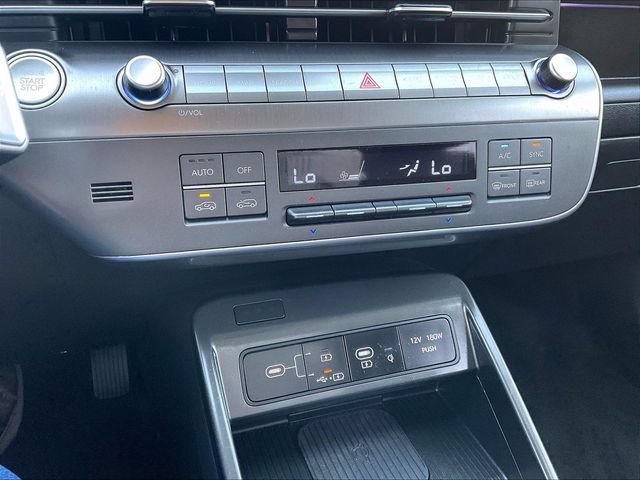 Used 2026 Abyss Black Hyundai SEL Premium image 25