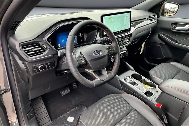 2026 Ford Escape ST-Line - Photo 7