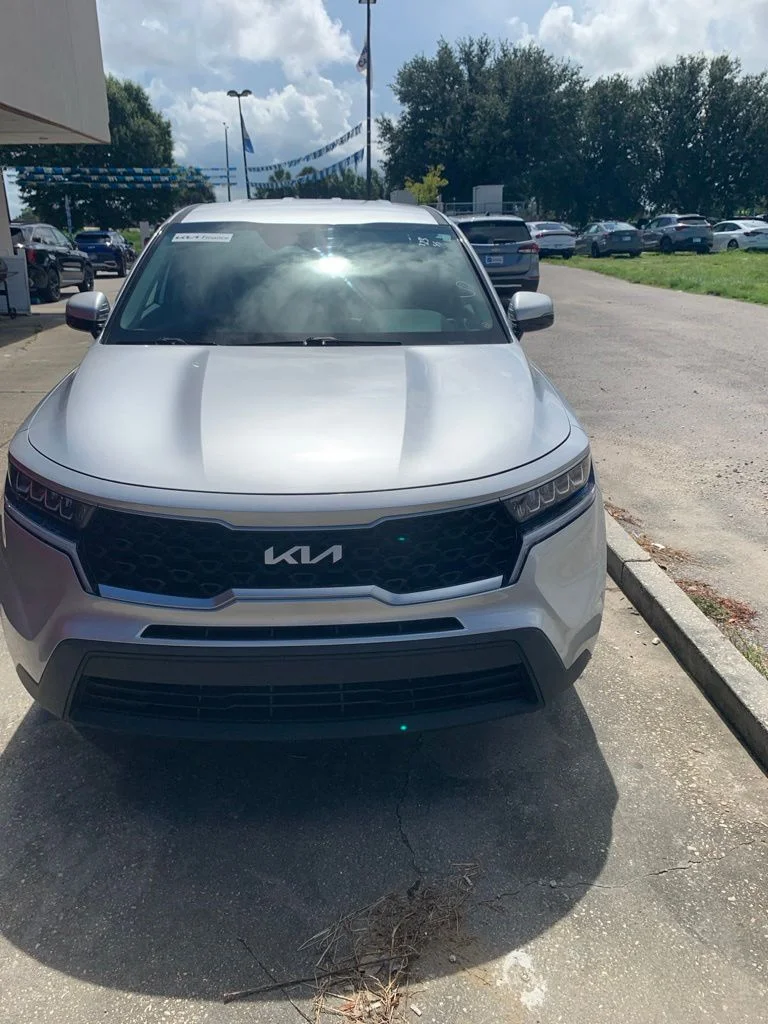 2022 Kia Sorento LX