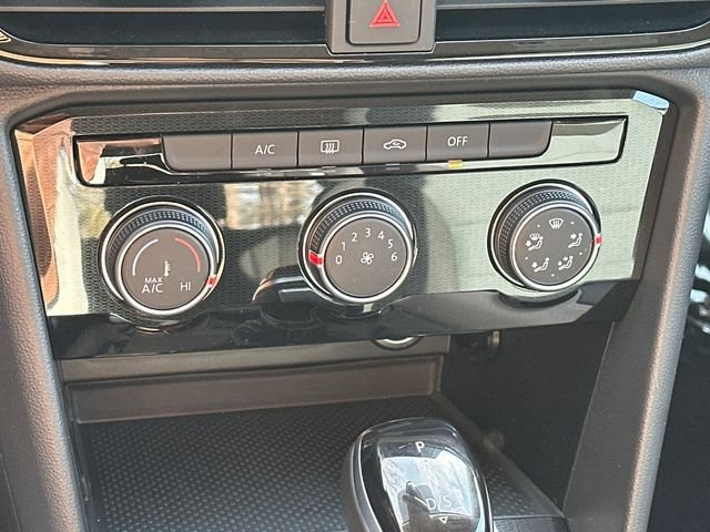 New 2026 Gray Volkswagen 1.5T S image 32