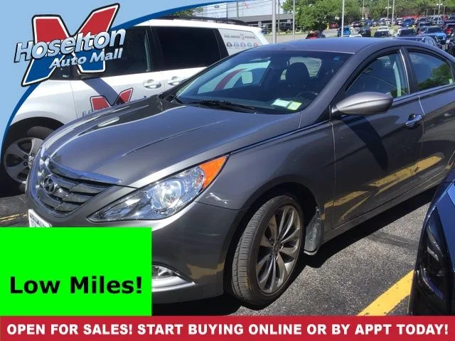 2012 Hyundai Sonata SE 2.0T A/T's photo