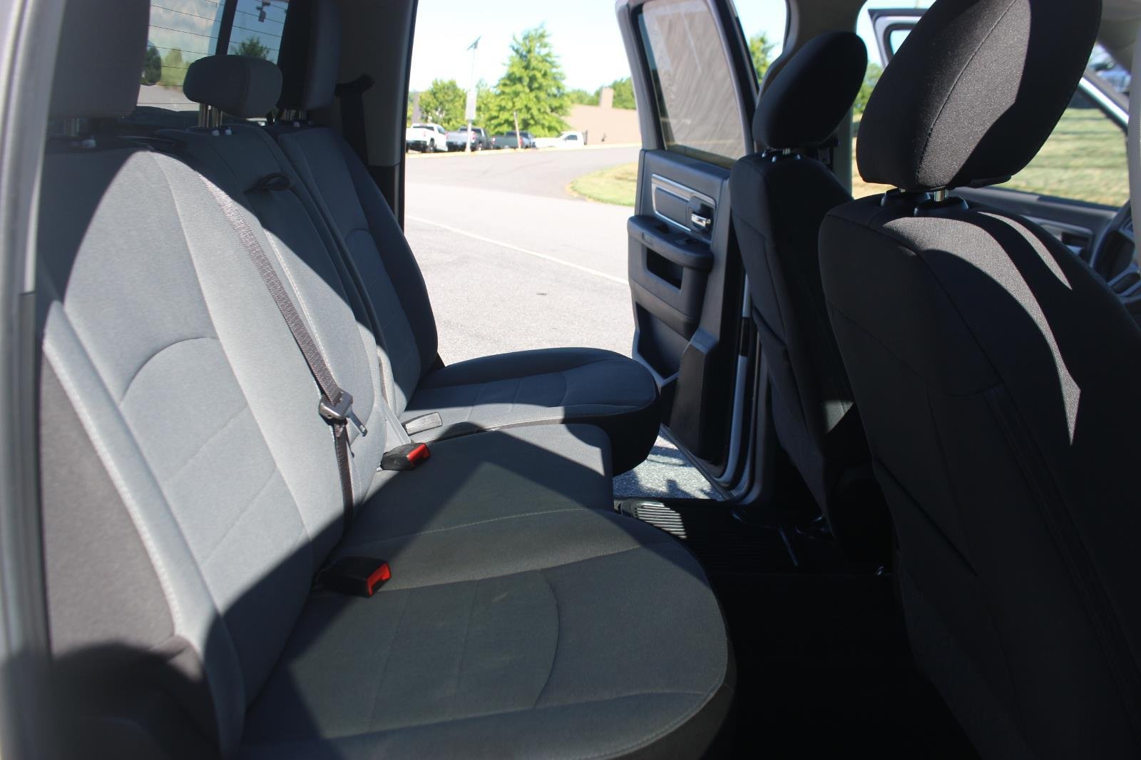 Used 2023 White Ram SLT image 33