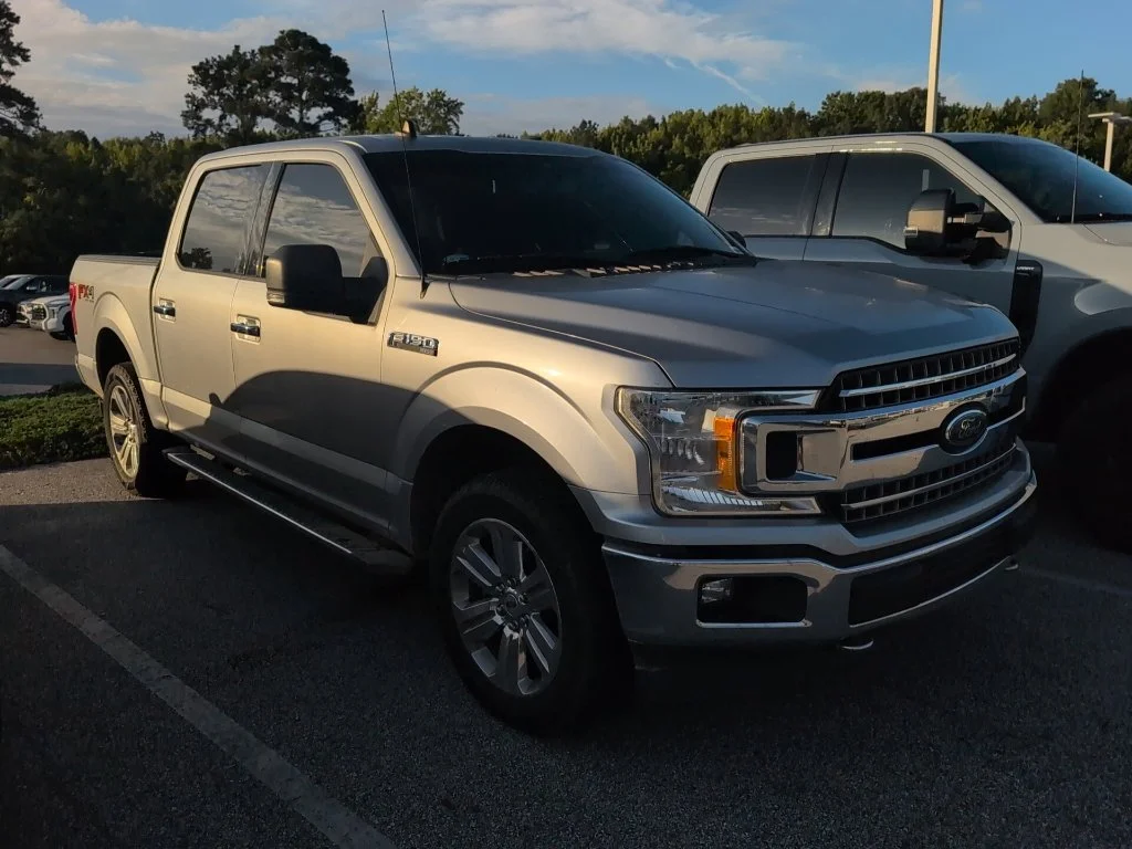 Used 2020 Silver Ford XLT image 1