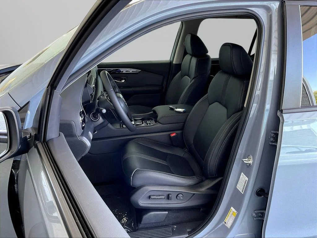 New 2026 Sonic Gray Pearl Honda RTL image 25