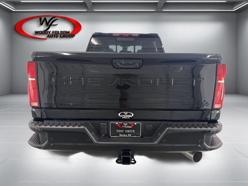 New 2026 Black Chevrolet High Country image 7