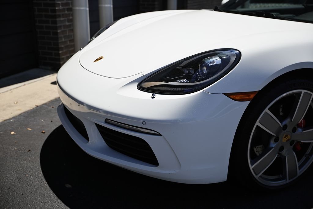 Used 2025 White Porsche S image 8