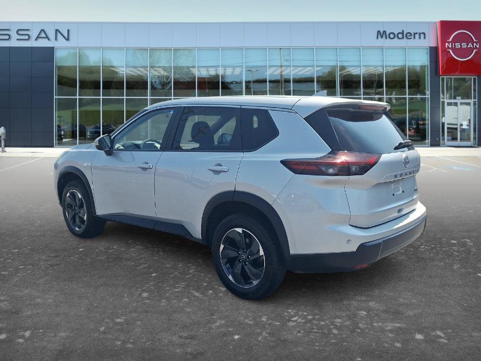 Used 2025 Brilliant Silver Metallic Nissan SV image 6