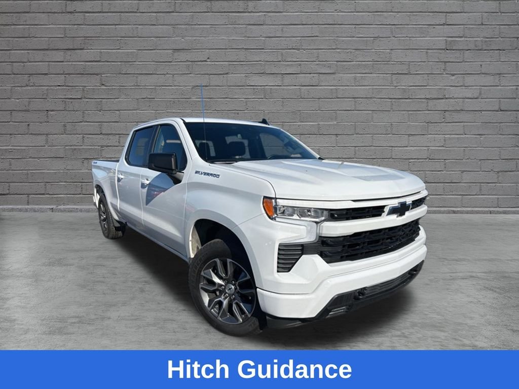 Used 2025 White Chevrolet RST image 32